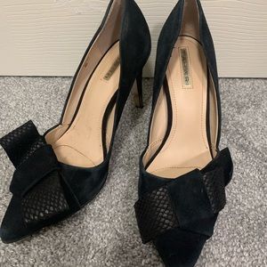 Black Close-toed Heels